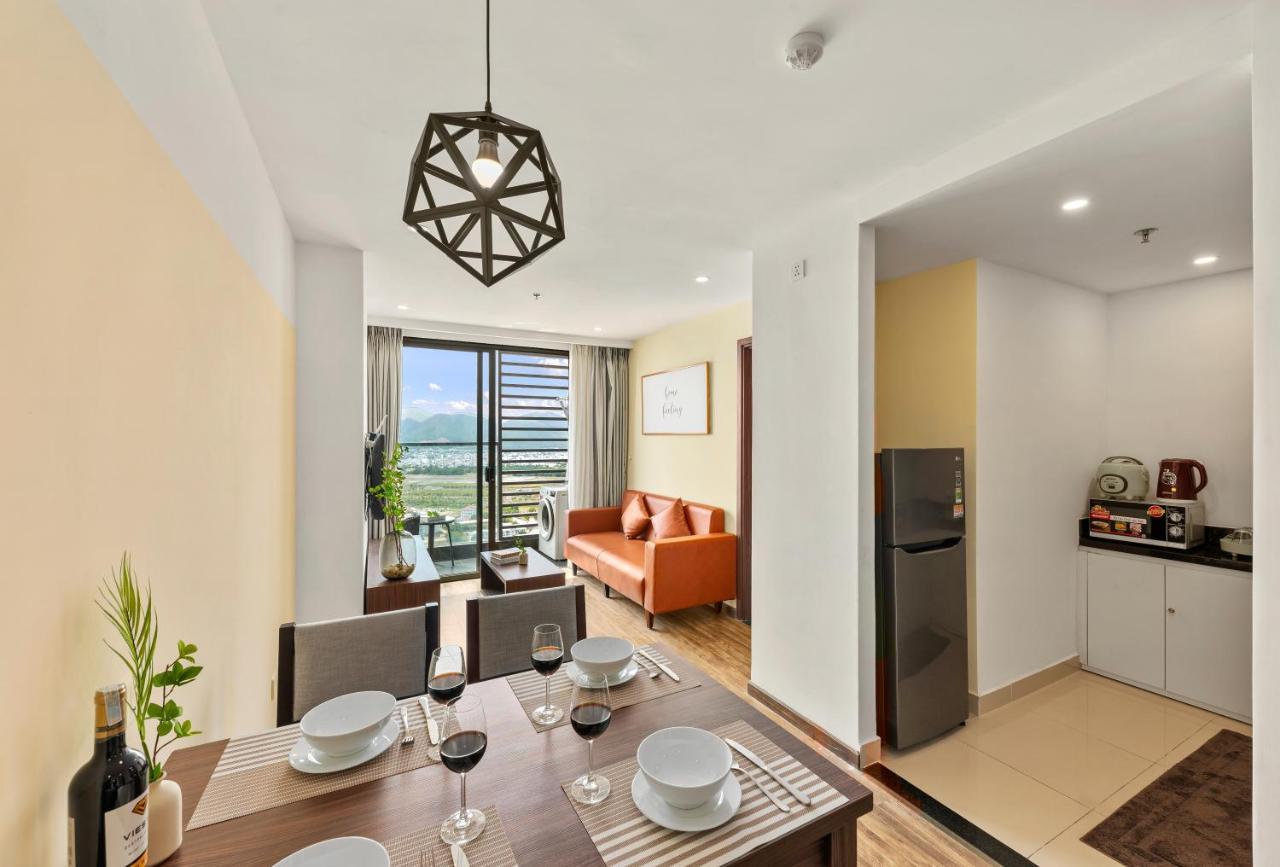 S Lux Apartment Virgo На Транг Екстериор снимка