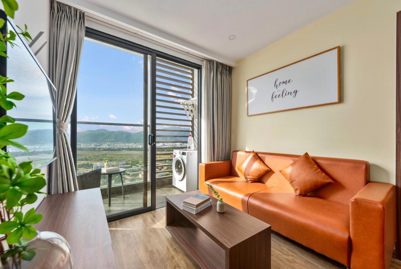 S Lux Apartment Virgo На Транг Екстериор снимка