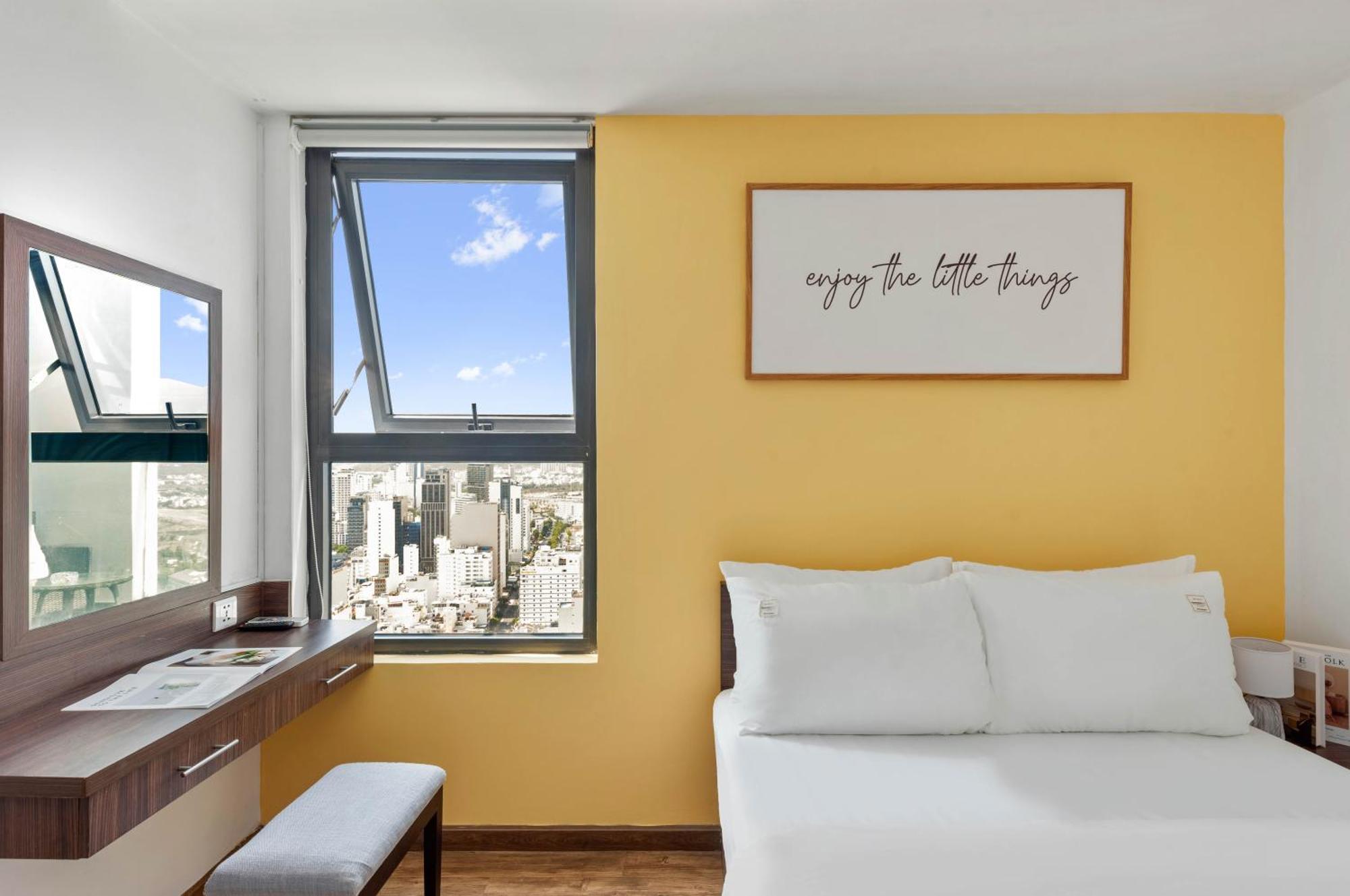 S Lux Apartment Virgo На Транг Екстериор снимка
