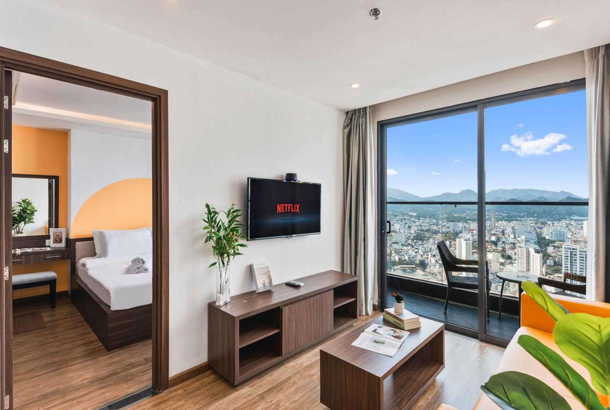 S Lux Apartment Virgo На Транг Екстериор снимка